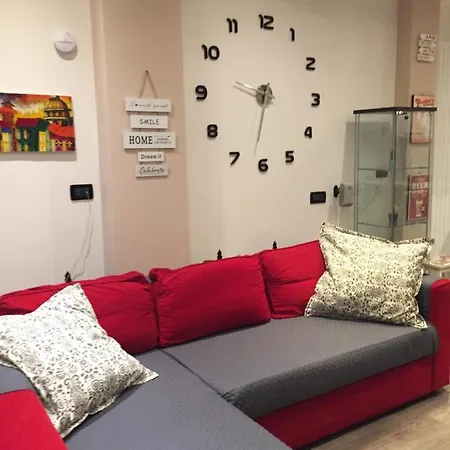 Appartement Casa Cavour 12 *